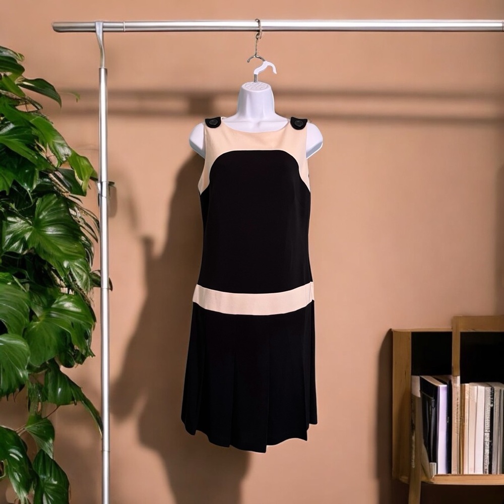 ABS Allen Schwartz Dress Size M Black Cream Pleated Y2K Shift Mini - Picture 9 of 10